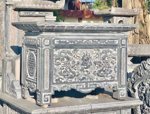 Bàn thờ đá - 04
