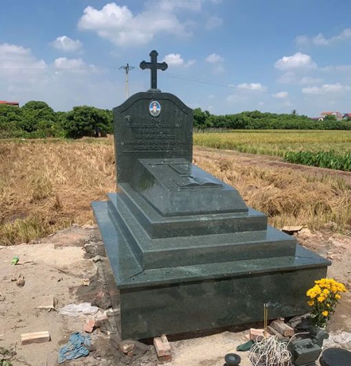 Mộ đá 3 câp - 22